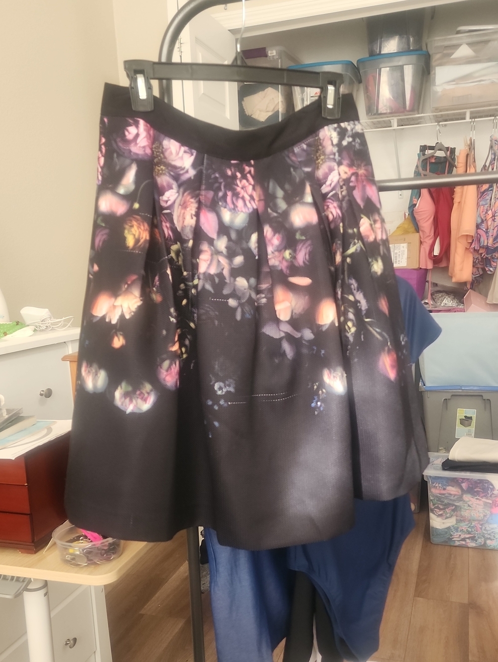 NWT Sample Ted Baker London Sz3 Blk Circle Skirt w/Purple Pink Floral Accents